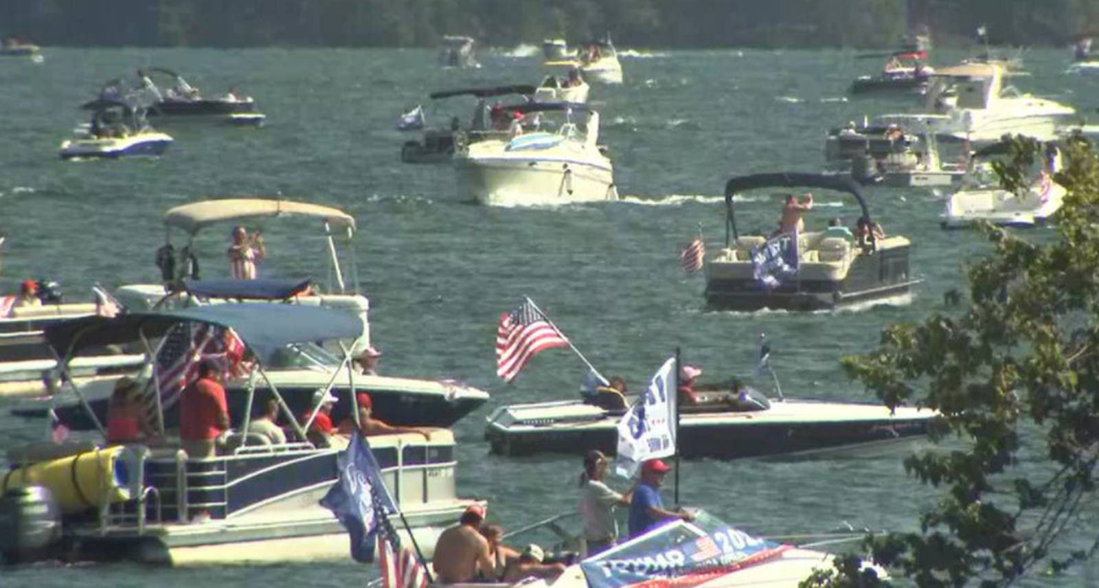 “Great American Boat Parade” for President Trump held Sunday at Lake