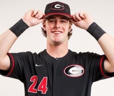 Georgia Bulldogs standout Aaron Schunk wins John Olerud Two-Way