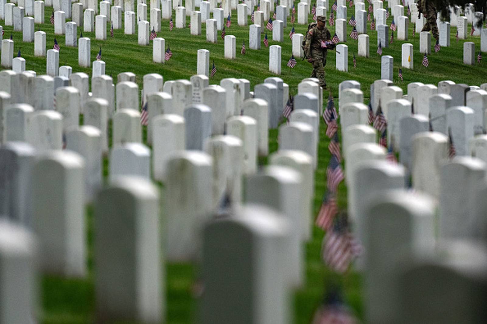 Memorial Day 2024 Which department stores, restaurants, grocery stores