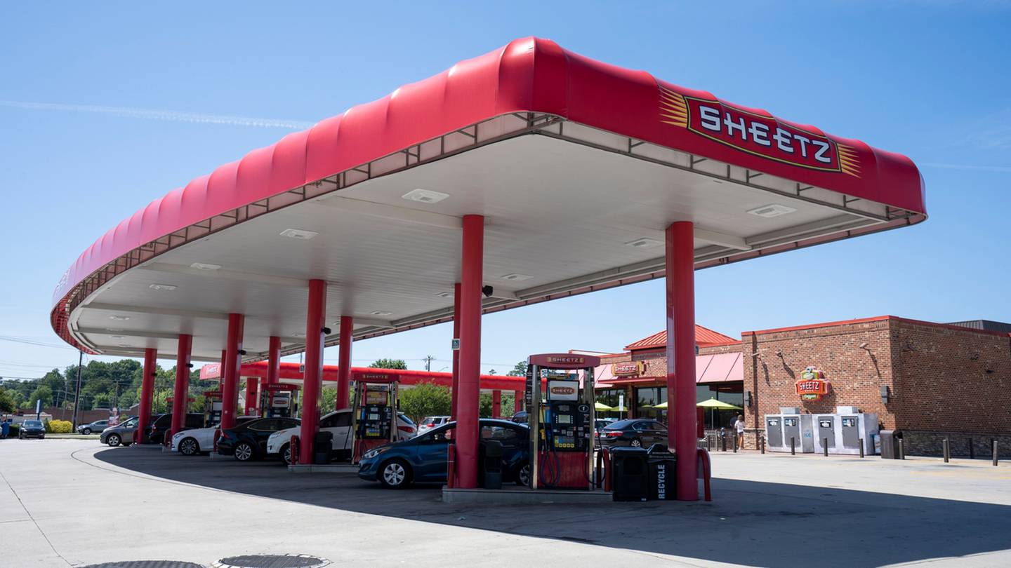 Thanksgiving gift Sheetz drops gas price to 1.99, but not all