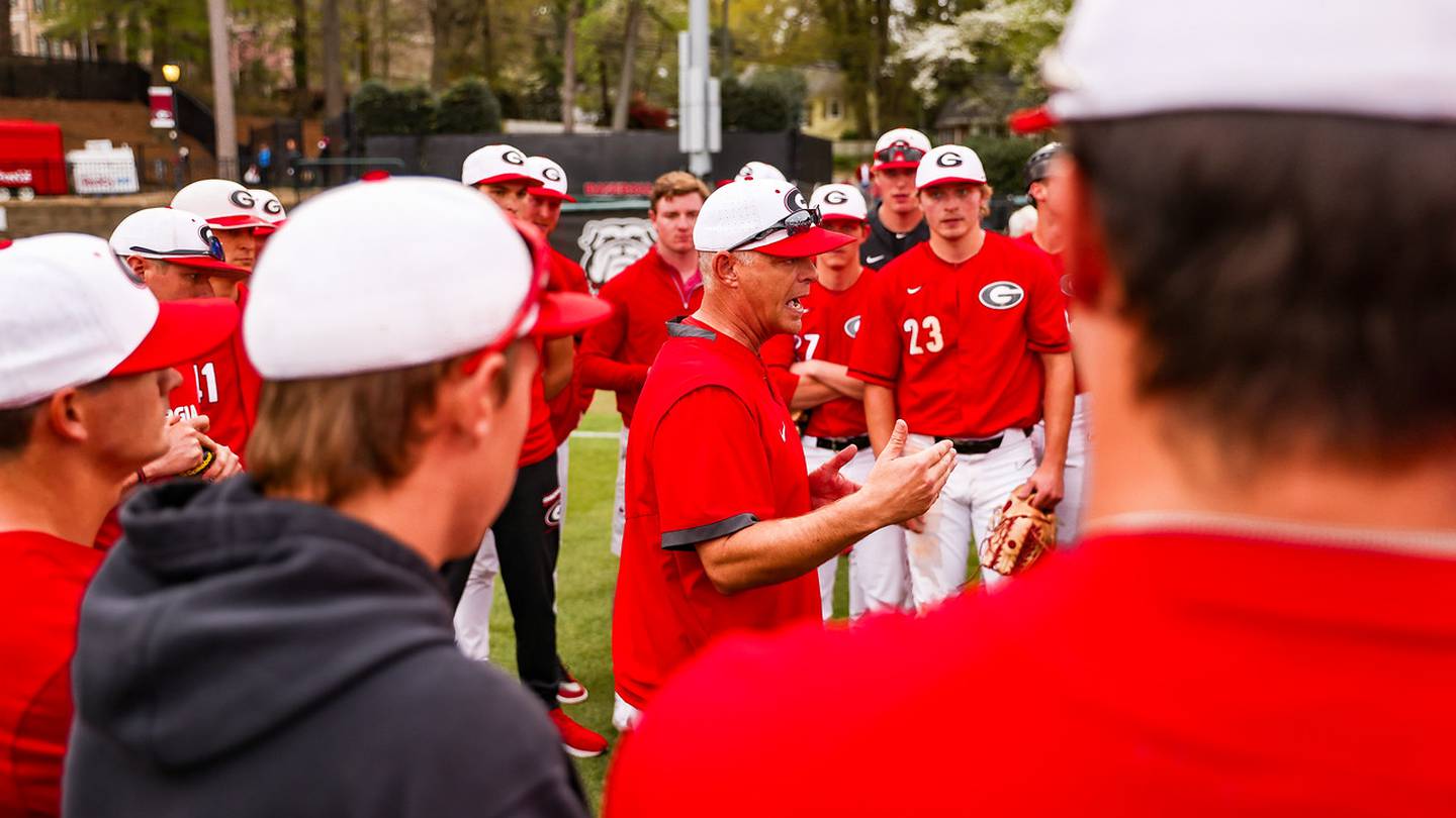 Dogs' Condon named Collegiate Baseball freshman Hitter