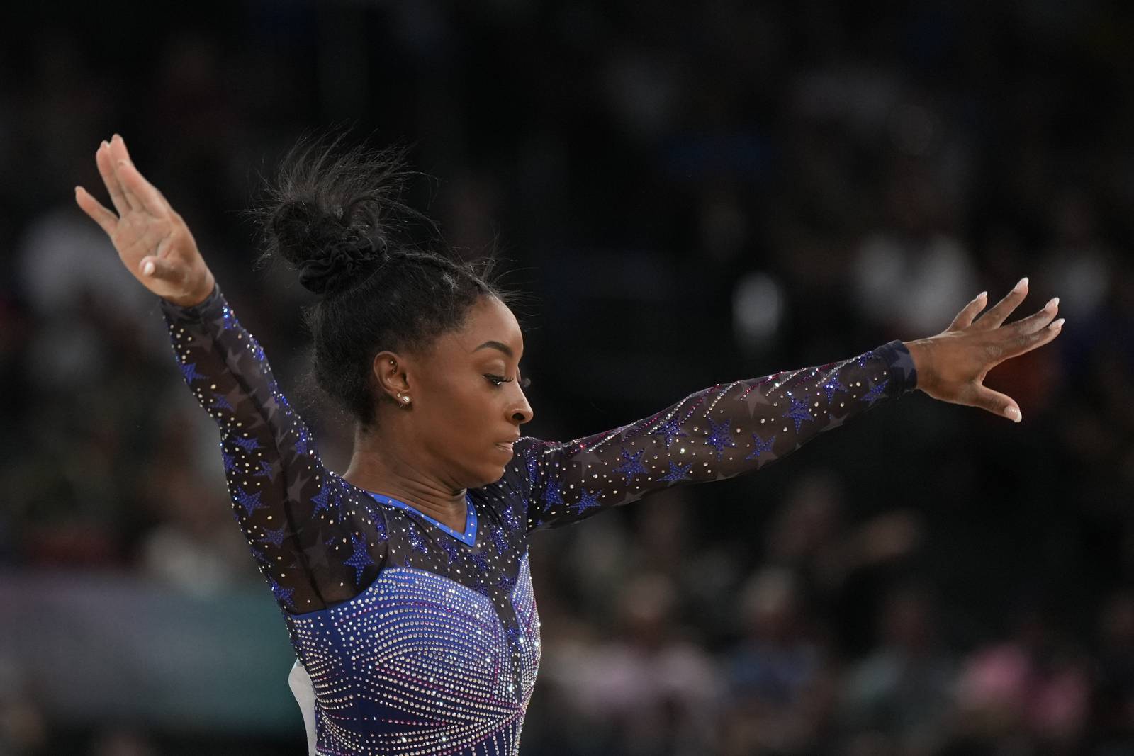 Paris Olympics Simone Biles wins gold, Suni Lee gets bronze WGAU